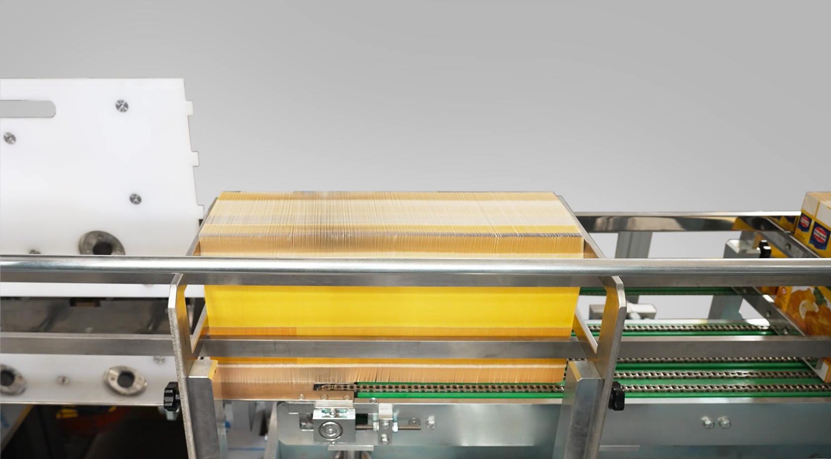 Automatic Carton Loader | Packaging Material Logistic Handling